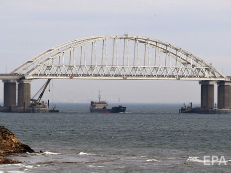 Росія обстріляла і захопила українські кораблі в листопаді 2018 року