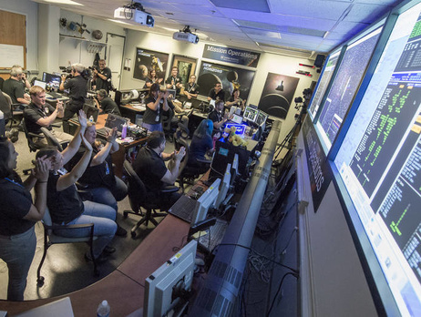 NASA: Аппарат New Horizons не пострадал при сближении с Плутоном