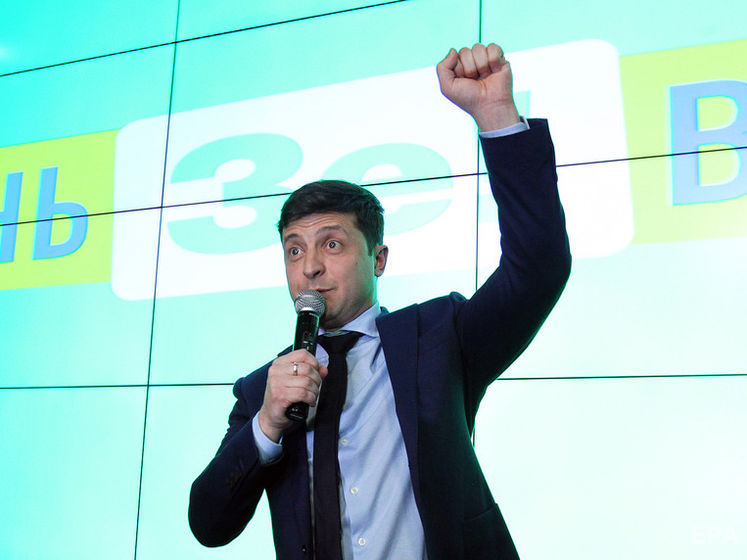 За Зеленского готовы проголосовать 73% определившихся с выбором респондентов, за Порошенко 27% – опрос