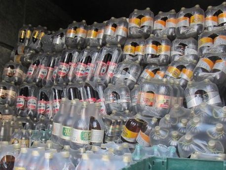 Пограничники задержали три тонны алкоголя, предназначенного для "ЛНР"