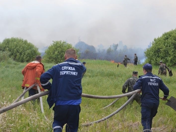 Госслужба по ЧС: Пожар в зоне отчуждения в Киевской области полностью потушен
