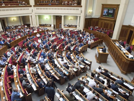 Рада обязала чиновников декларировать имущество, которым они не владеют, но распоряжаются