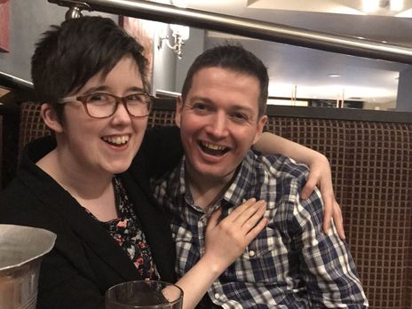 ﻿У Північній Ірландії внаслідок заворушень загинула журналістка