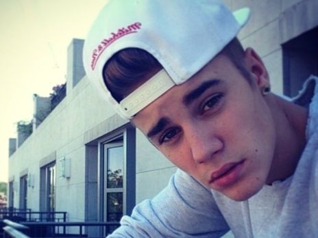 На Бибера подали в суд за инцидент двухлетней давности