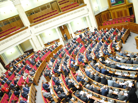 Верховная Рада приняла решение об увеличении расходов на нужды обороны 