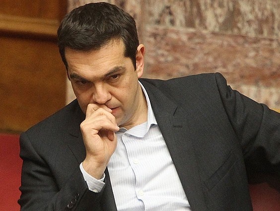 Премьер-министр Греции Ципрас уволил министра и замминистра, выступающих за выход из Еврозоны