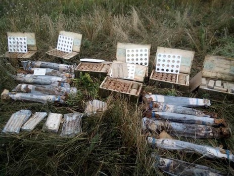 СБУ изъяла из полуразрушенного блиндажа в Днепропетровской области арсенал боеприпасов