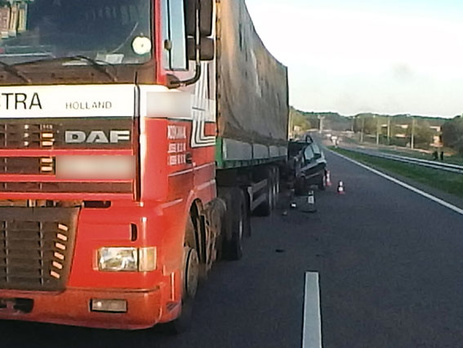 В Полтавской области в ДТП погибли двое взрослых и годовалый ребенок