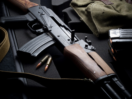 Военные и правоохранители продолжают розыск самовольно покинувшего часть в Киеве вооруженного солдата