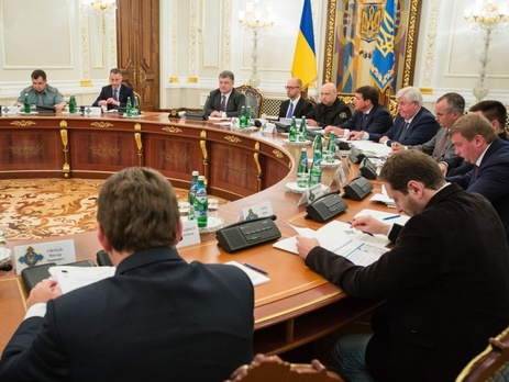 СНБО рассматривает меры по введению безвизового режима с Евросоюзом