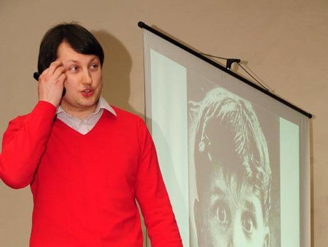 Донецкий активист Менендес: В Киеве спорят, надо ли Донбасс бросить или отвоевать, но оба варианта нерабочие