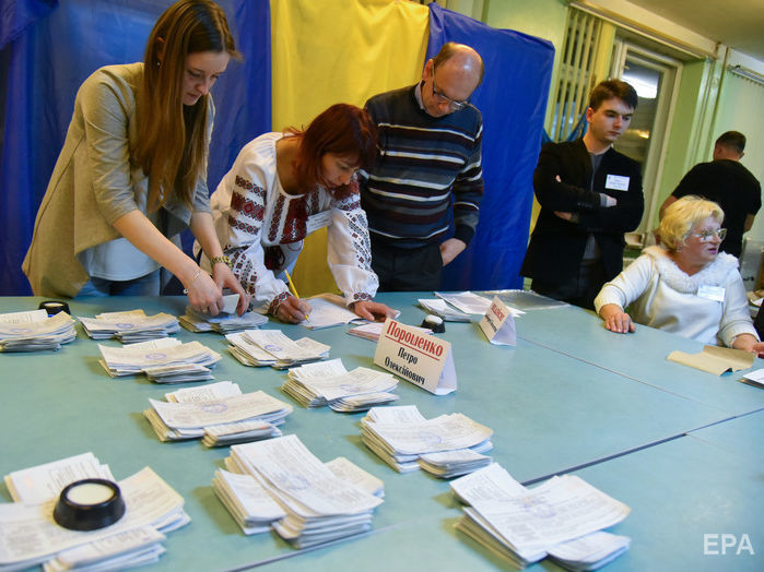 ЦИК обработал 47,3% электронных протоколов, Зеленский набирает 72,95% голосов, Порошенко – 24,7%