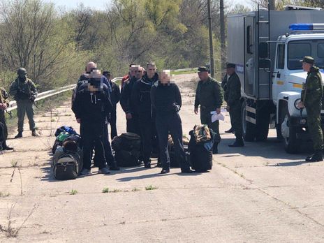 Представители ОРДО передали украинской стороне 60 осужденных, отбывавших наказание в тюрьмах на неподконтрольной части Донбасса – Денисова