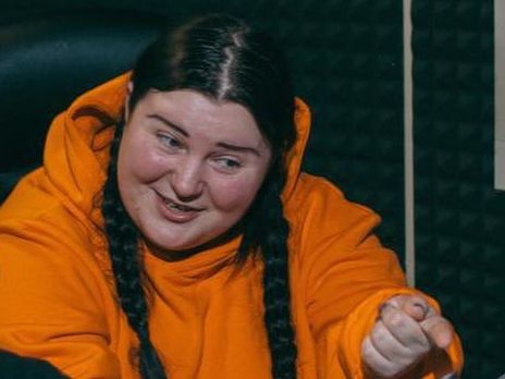 Аlyona alyona постала в образі Венери з картини Ботічеллі