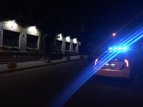 Журналист: Ночью в центре Киева отделение банка обстреляли из гранатомета