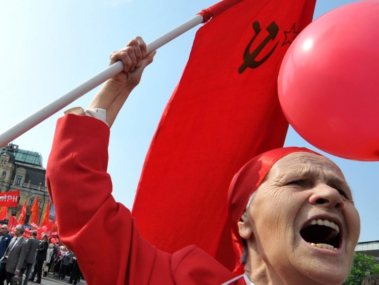 Минюст Украины запретил трем коммунистическим партиям участвовать в выборах
