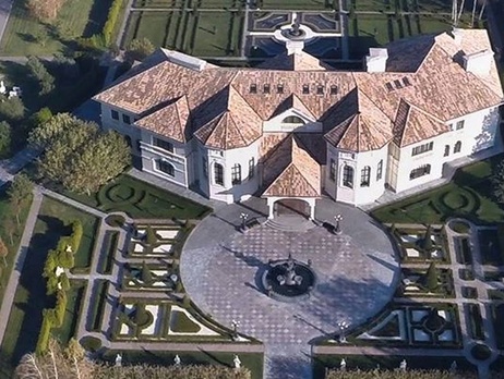 Журналист Седлецкая: Находящийся в розыске экс-министр экологии Злочевский вывел свои имения на офшорную фирму