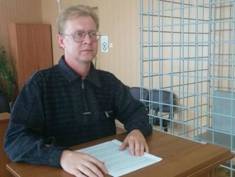 Российский поэт Бывшев: Знакомых, которые еще осмеливались со мной общаться, вызывало начальство и требовало прекратить контакты с 