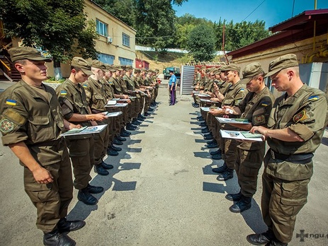 В воинской части Нацгвардии начался ежегодный техосмотр автомобильной техники. Фоторепортаж