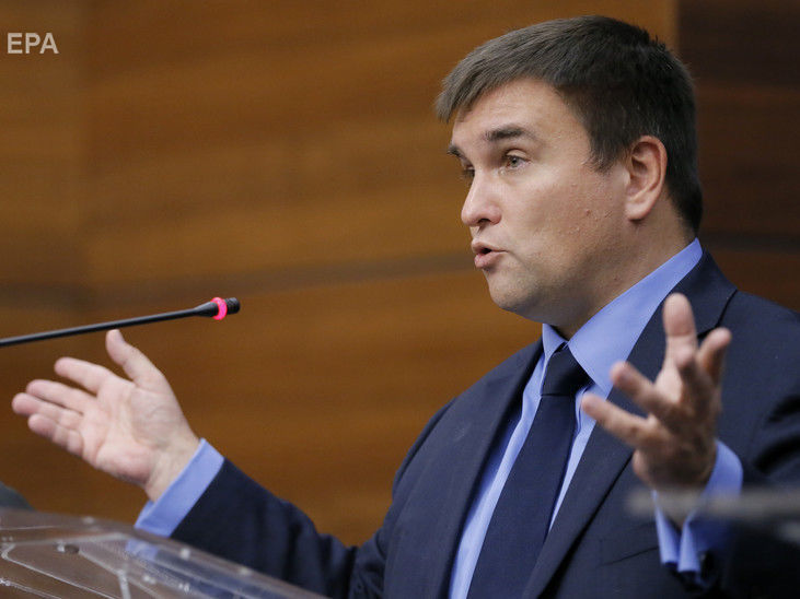 Климкин: Призываю украинских граждан на оккупированных Россией территориях не принимать российские паспорта