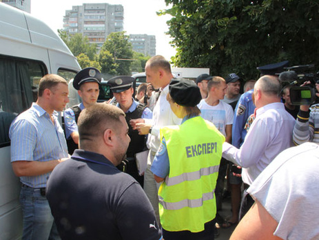 Дайджест 25 июля: В Чернигове готовятся к выборам, Украина узнала соперников в отборе на ЧМ-2018, местонахождение Савченко точно не установлено