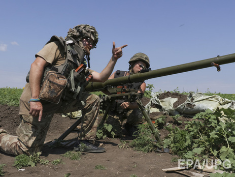 Пресс-центр АТО: Боевики обстреляли украинские позиции возле Счастья из танков и гранатометов