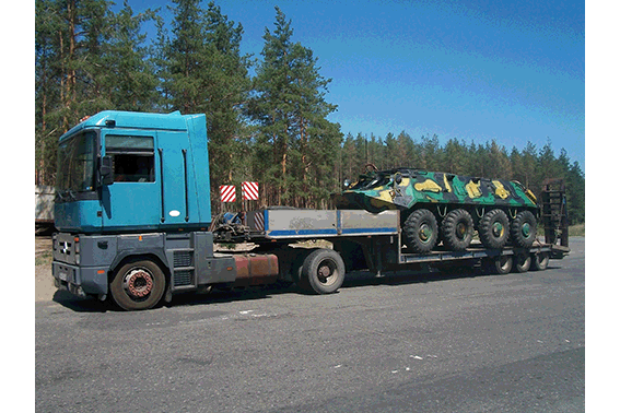 В Луганской области милиция предотвратила незаконный вывоз бронетранспортера из зоны АТО