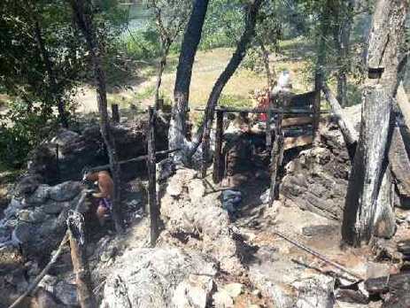 В результате обстрела боевиками вблизи Счастья разрушена часть окопов, блиндажей и постов ВСУ. Фоторепортаж