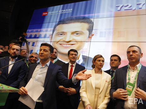 Зеленский переименовал cвою страницу в Facebook, теперь она подписана 