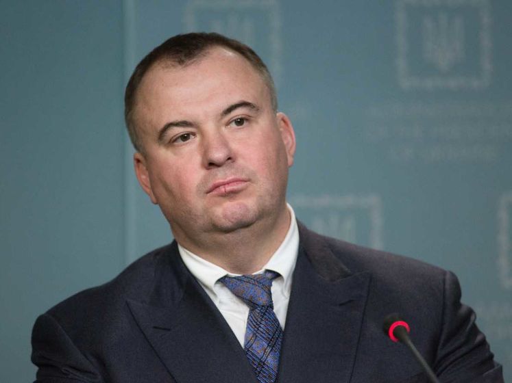 Нардеп Дейдей просит суд запретить Гладковскому выезжать за границу на ПМЖ