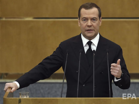 Медведев исключил из санкционного списка четверых украинцев, среди них бывший мэр Киева Черновецкий