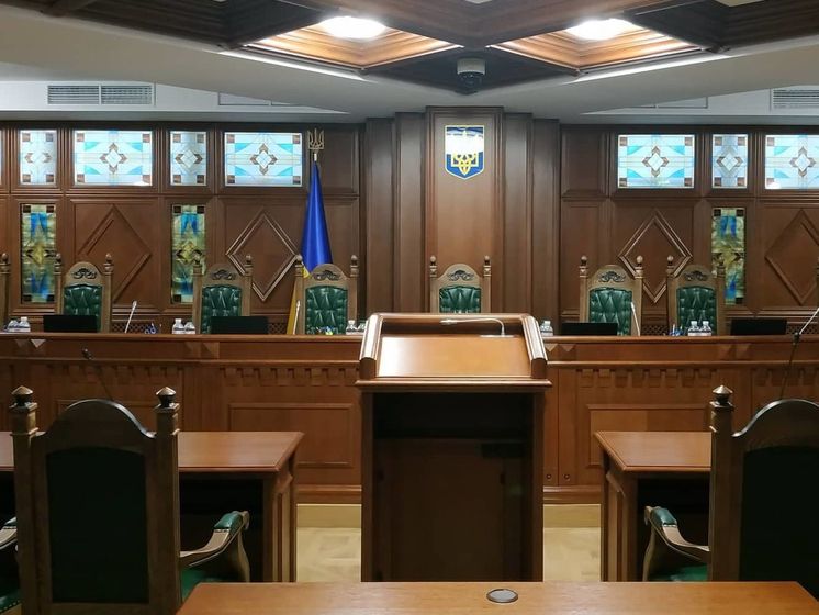 14 мая Конституционный Суд Украины рассмотрит вопрос об отставке его председателя Шевчука