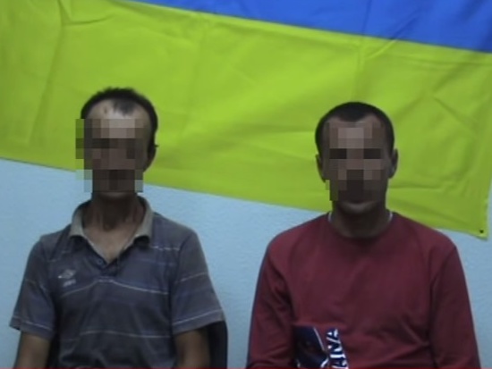 Потенциальные боевики, задержанные СБУ, полюбили Родину и закричали: "Слава Украине!". Видео