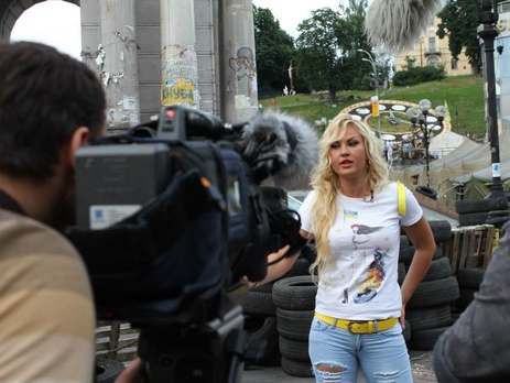 Камалия: Тягнибок не патриот, а проплаченный агент, который делал все, чтобы у Путина был повод отобрать Крым