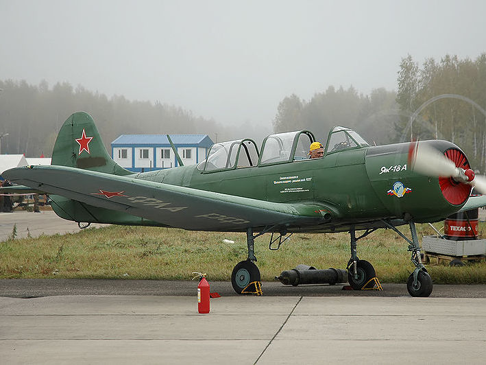 ﻿У Росії розбився навчально-тренувальний літак Як-18, екіпаж загинув