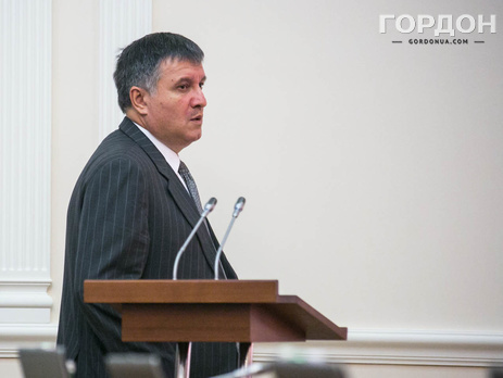 Аваков: У отлова призывников на улицах и в трамваях нет будущего, а у контрактной армии есть