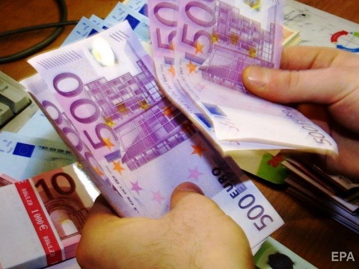 ﻿Євросоюз припинив випуск купюр номіналом €500