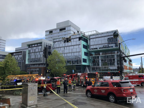 В американском Сиэтле упал строительный кран, погибло четыре человека