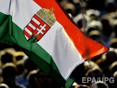 Вслед за французскими и итальянскими депутатами в Крым собрались венгерские
