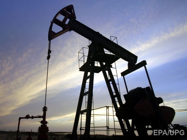 Цена на нефть Brent опустилась ниже $52
