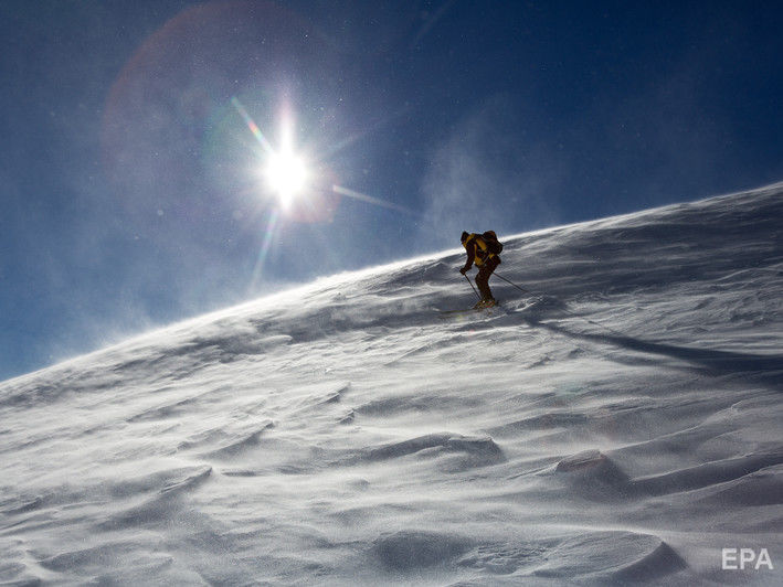 В Швейцарии четверо немецких лыжников погибли после схода лавины