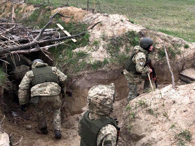 На Пасху боевики на Донбассе трижды стреляли по позициям украинских военных, потерь нет – штаб операции Объединенных сил