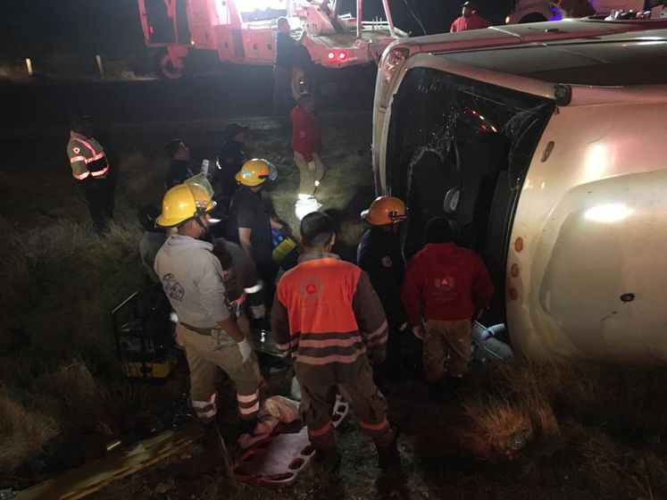 11 человек погибли в ДТП с автобусом в Мексике