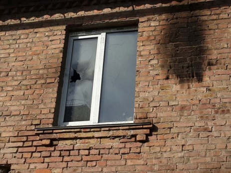 Неизвестные бросили 