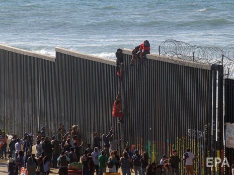 Трамп заявил о необходимости ужесточить правила предоставления убежища для беженцев