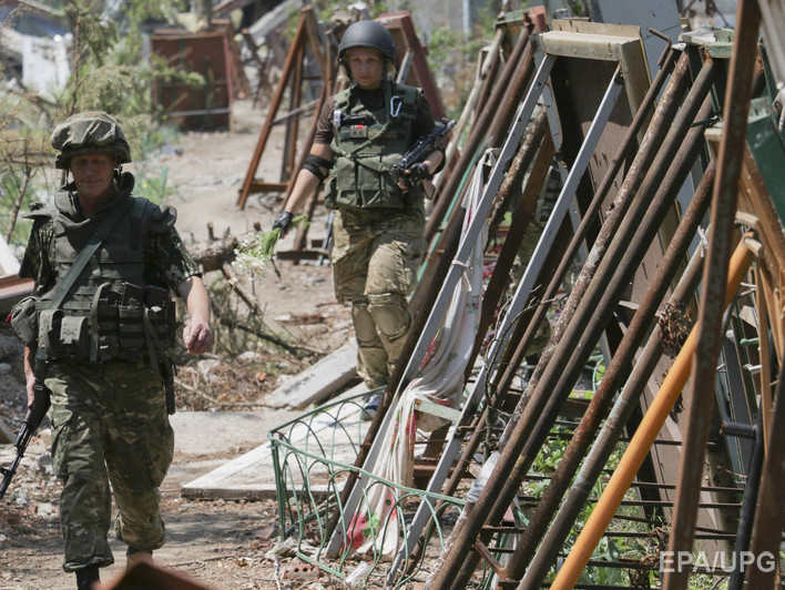 Спикер АП Лысенко: Бои на западных окраинах Донецка идут круглосуточно