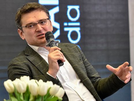 ﻿Кулеба: Видавання паспортів РФ жителям Донбасу достатньо для посилення санкцій проти Росії з боку ЄС, США та інших країн. Україна буде домагатися цього