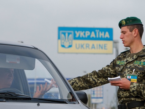 Госпогранслужба: Гражданин РФ, преследуемый за критику Кремля, попросил убежища в Украине