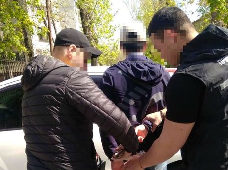 ﻿Українські правоохоронці затримали іноземців, які намагалися переправити п'ятьох українок у Китай для подальшої сексуальної експлуатації
