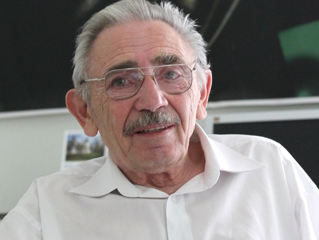 Следком РФ два с половиной часа допрашивал 82-летнего отца Ходорковского 